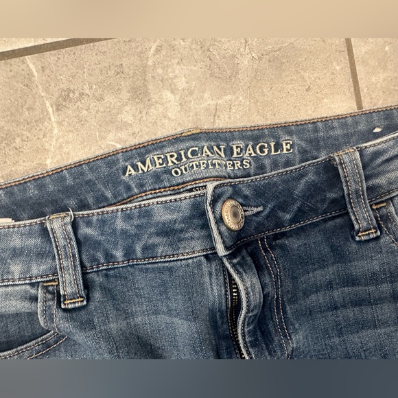 EUC like new American Eagle 16 short jeggings - Picture 4 of 7